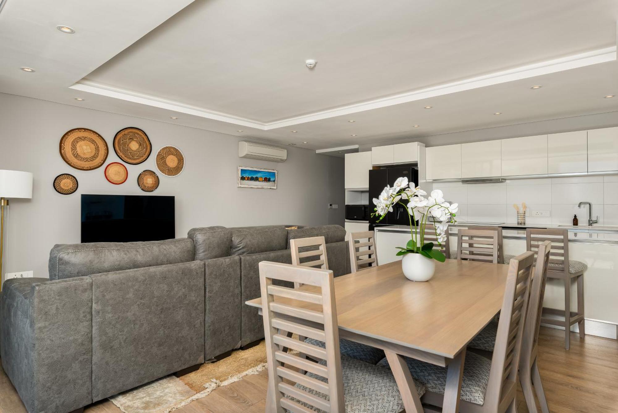 Warwick Apartments By Propr เคปทาวน์ ภายนอก รูปภาพ